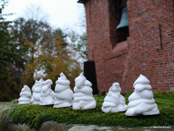 Dornum Eingangss&auml;ule der ev. Kirche St. Bartholom&auml;us